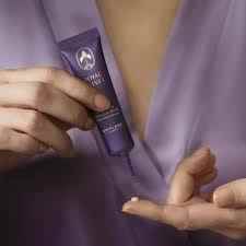 دور چشم رویال ولوت